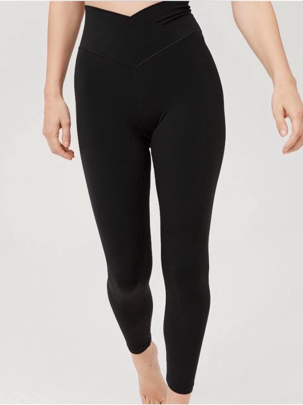 Aerie Offline Real Me High Rise 7/8
Leggings NWT Size M